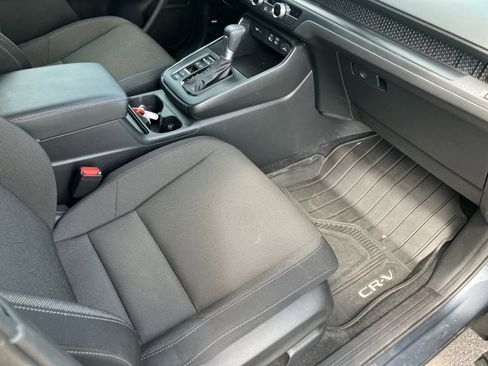 Certified 2025 Honda CR-V EX image 32