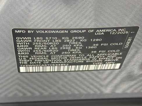 Used 2026 Volkswagen Atlas SE FWD image 12