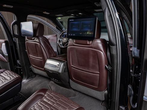 Used 2023 Cadillac Escalade Sport Platinum image 28