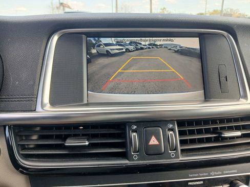 Used 2018 Kia Optima EX w/ Technology Package image 30