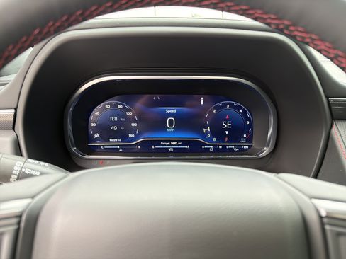 Used 2024 Chevrolet Suburban RST w/ Luxury Package image 36