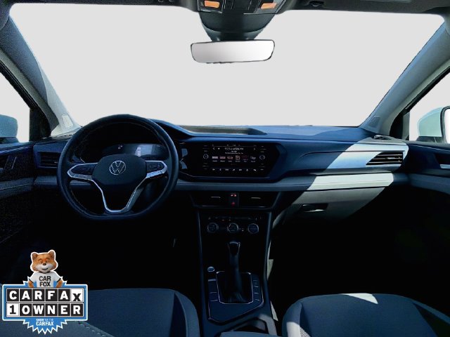 Used 2024 Volkswagen Taos SE FWD image 16