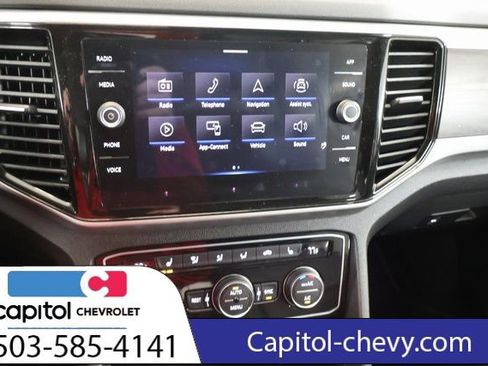 Used 2023 Volkswagen Atlas SE image 20