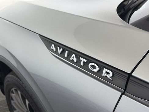Used 2021 Lincoln Aviator Reserve w/ Equipment Group 201A AWD/4WD image 18