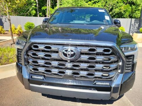 Used 2023 Toyota Tundra Platinum AWD/4WD image 2