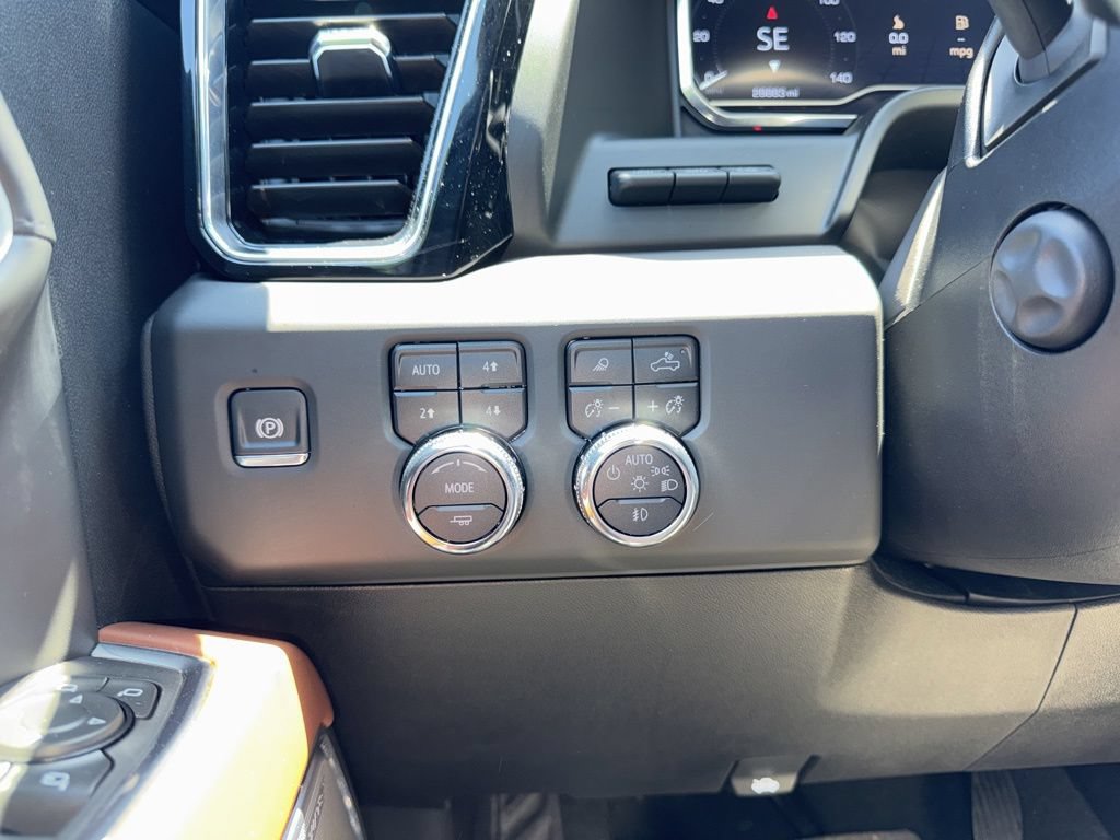 Used 2025 GMC Sierra 1500 Denali Ultimate AWD/4WD image 26