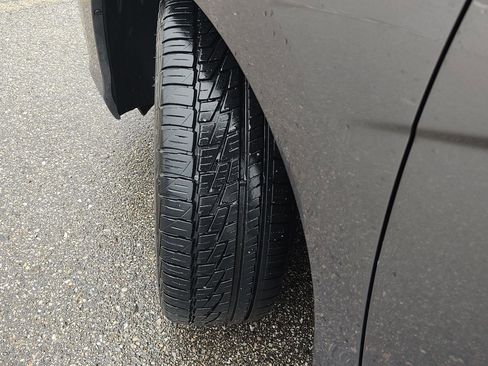 Used 2018 Honda Fit EX image 33