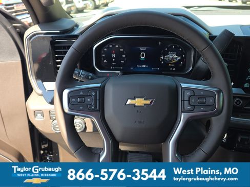 New 2026 Chevrolet Silverado 2500 LT w/ Z71 Chrome Sport Edition AWD/4WD image 18