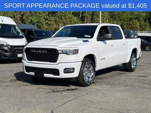 Used 2025 RAM 1500 Big Horn AWD/4WD image 3