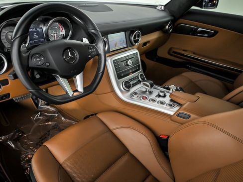 Used 2012 Mercedes-Benz SLS AMG Coupe image 22