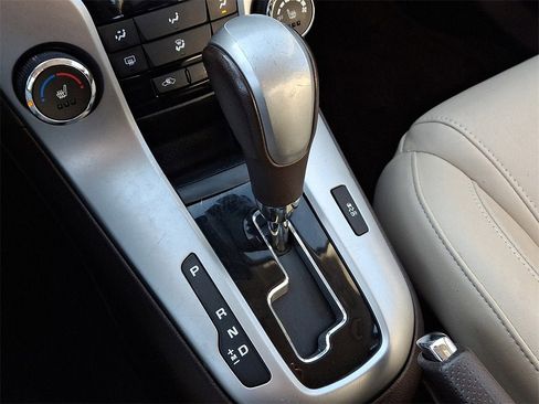 Certified 2014 Chevrolet Cruze LT image 16