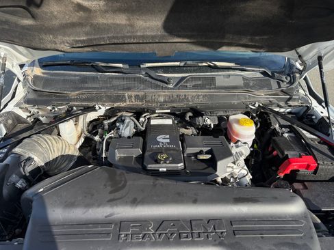 Used 2024 RAM 2500 Laramie w/ Safety Group image 20