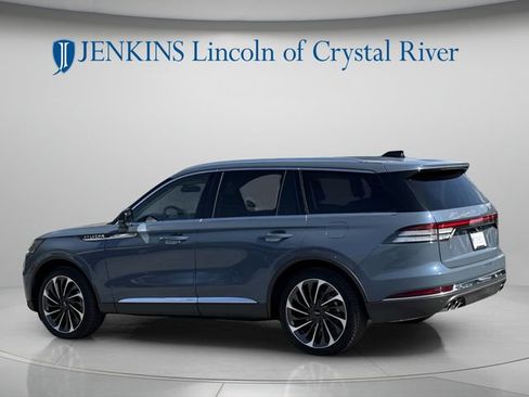 New 2026 Lincoln Aviator Reserve AWD/4WD image 9