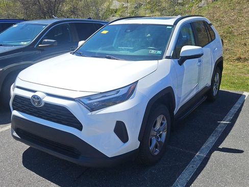 Used 2023 Toyota RAV4 XLE w/ Convenience Package AWD/4WD image 3