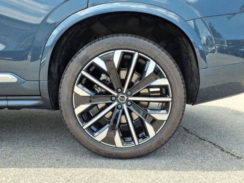 New 2026 Volvo XC90 B6 Ultra w/ Protection Package Premier AWD/4WD image 3