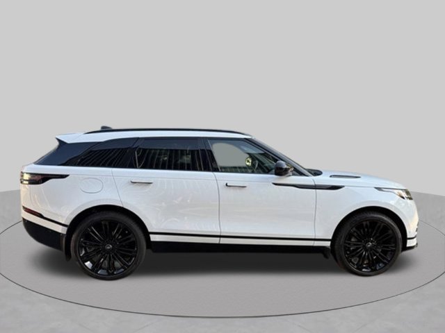 Certified 2026 Land Rover Range Rover Velar Dynamic SE AWD/4WD image 18