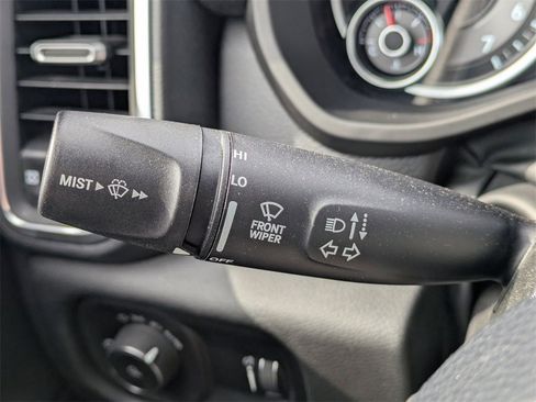 Used 2024 RAM 1500 Laramie image 27