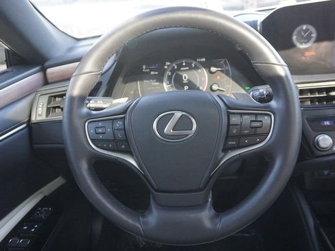 Used 2023 Lexus ES 250 w/ Premium Package image 43
