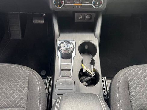 Certified 2024 Ford Escape Active FWD image 11