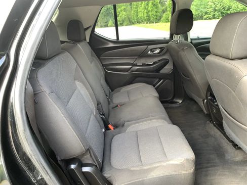 Used 2020 Chevrolet Traverse LS FWD image 31