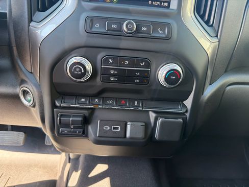 Used 2024 GMC Sierra 1500 Pro w/ Graphite Edition AWD/4WD image 20
