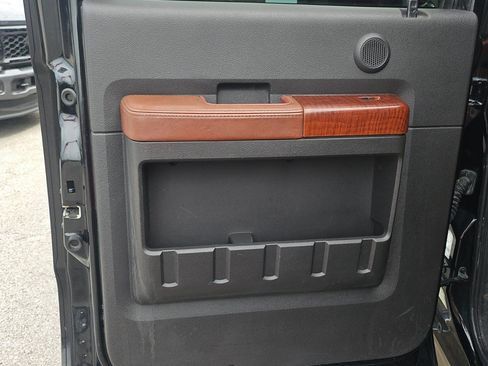 Used 2011 Ford F250 King Ranch w/ FX4 Off Road Pkg AWD/4WD image 15