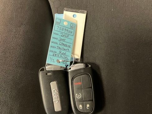 Used 2020 Jeep Cherokee Trailhawk w/ Cold Weather Group AWD/4WD image 37
