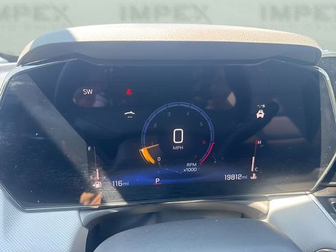 Used 2024 Chevrolet TrailBlazer LT w/ Convenience Package FWD image 21