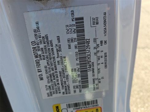 Used 2020 Ford Mustang Coupe image 28