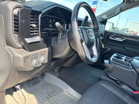 Used 2022 GMC Sierra 1500 SLE w/ X31 Off-Road Package AWD/4WD image 25