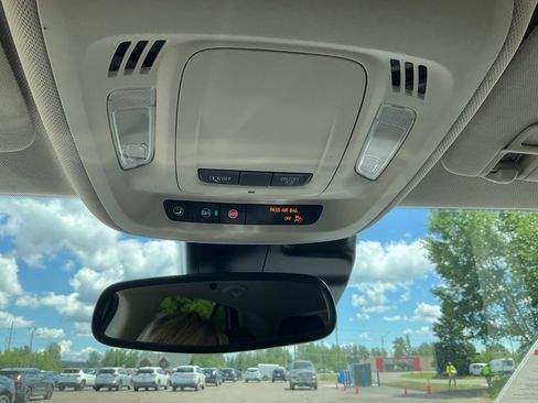 Certified 2023 Buick Envision Preferred AWD/4WD image 14