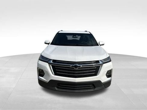 Used 2022 Chevrolet Traverse LT FWD image 8