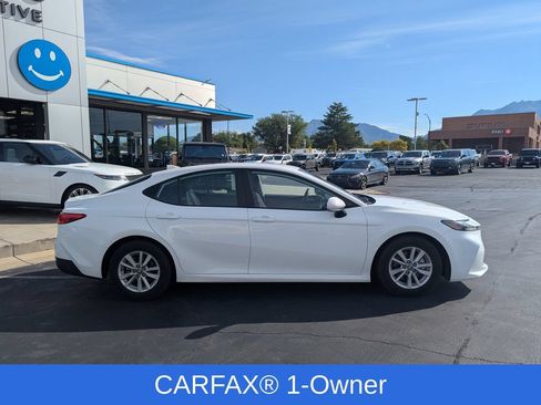 Used 2025 Toyota Camry LE FWD image 2