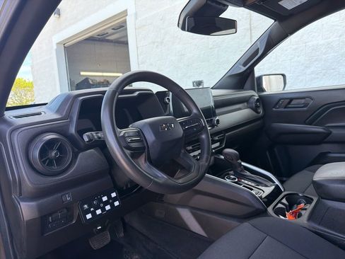 Used 2024 Chevrolet Colorado Trail Boss w/ Advanced Trailering Package AWD/4WD image 10