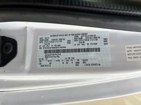 Used 2016 Ford E-450 and Econoline 450 Super Duty w/ Motorhome Prep Package image 53