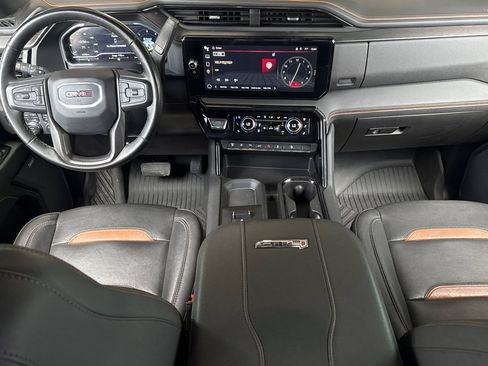 Used 2024 GMC Sierra 2500 AT4 w/ Technology Package AWD/4WD image 14