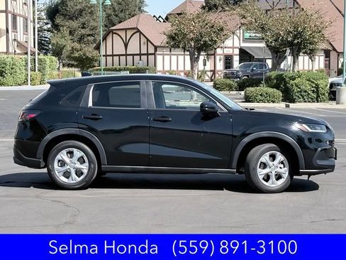 Certified 2024 Honda HR-V LX image 4