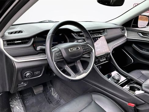 Used 2021 Jeep Grand Cherokee L Limited image 17