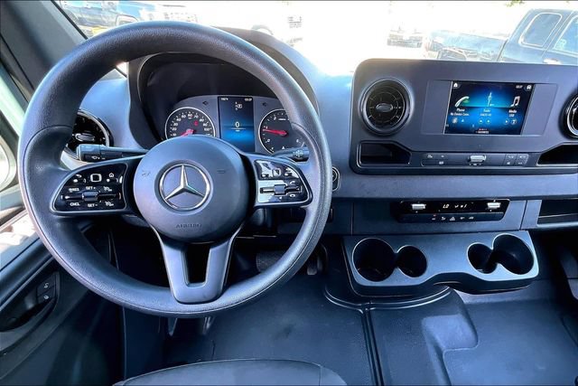 Used 2024 Mercedes-Benz Sprinter 2500 w/ Acoustic Package image 8