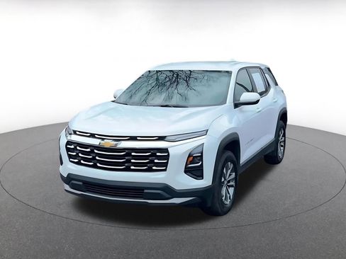 Used 2025 Chevrolet Equinox LT image 7