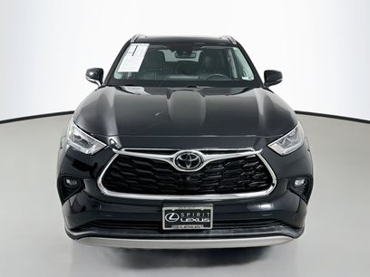 Used 2021 Toyota Highlander Platinum