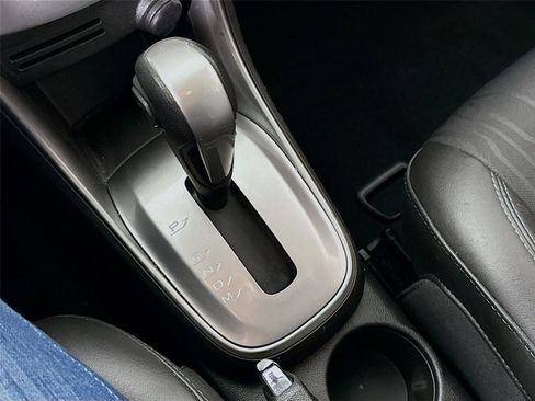 Used 2016 Chevrolet Trax LT w/ LT Convenience Package image 10