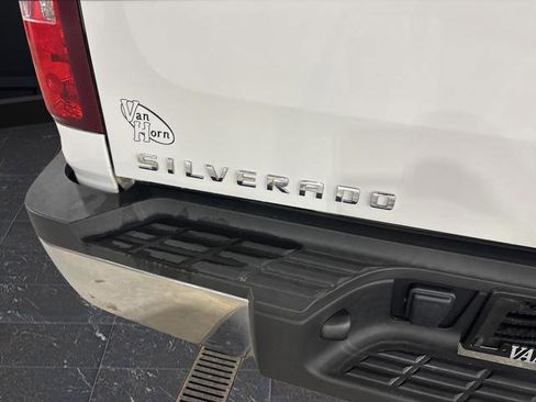 Used 2010 Chevrolet Silverado 2500 W/T image 28