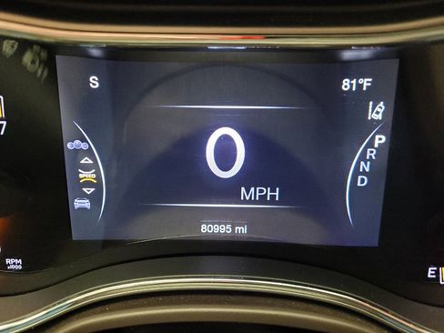 Used 2018 Jeep Grand Cherokee Overland AWD/4WD image 23