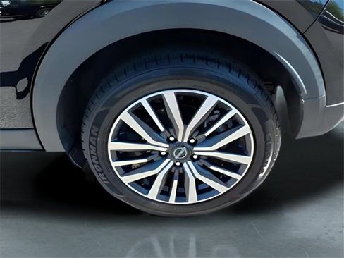 Used 2022 Nissan Kicks SV image 5