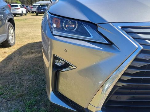 Used 2019 Lexus RX 350L 350L w/ Premium Package image 9