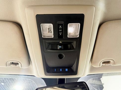 Used 2017 RAM 2500 Limited image 35