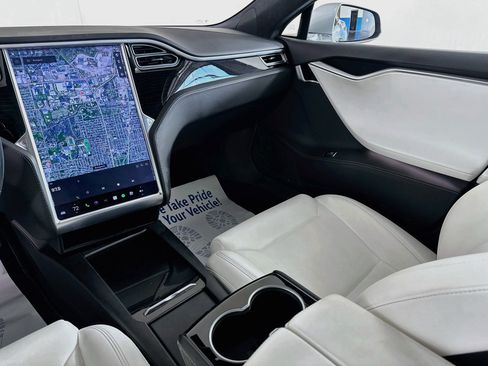 Used 2017 Tesla Model S 100D AWD/4WD image 22