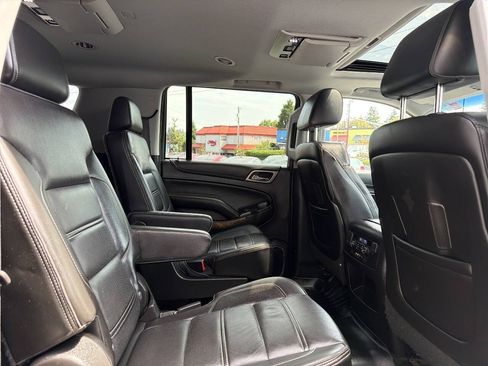 Used 2015 GMC Yukon XL Denali w/ Touring Package AWD/4WD image 22