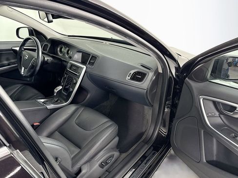 Used 2013 Volvo S60 T5 FWD image 28